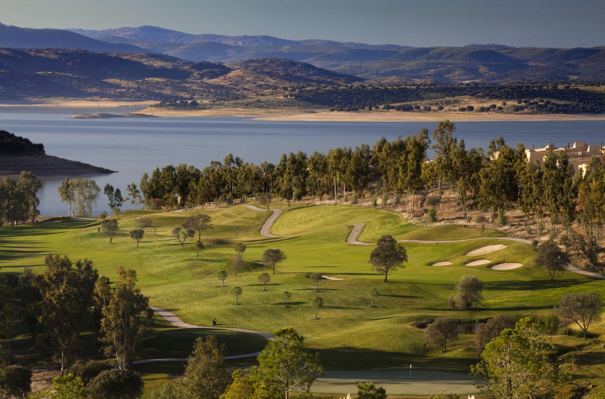 Vincci Valdecanas Golf Hotel El Gordo Exterior photo